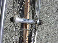 Schwinn front hub