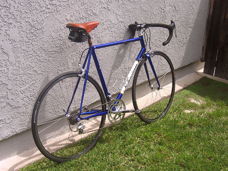 Schwinn Paramount - rear quarter view