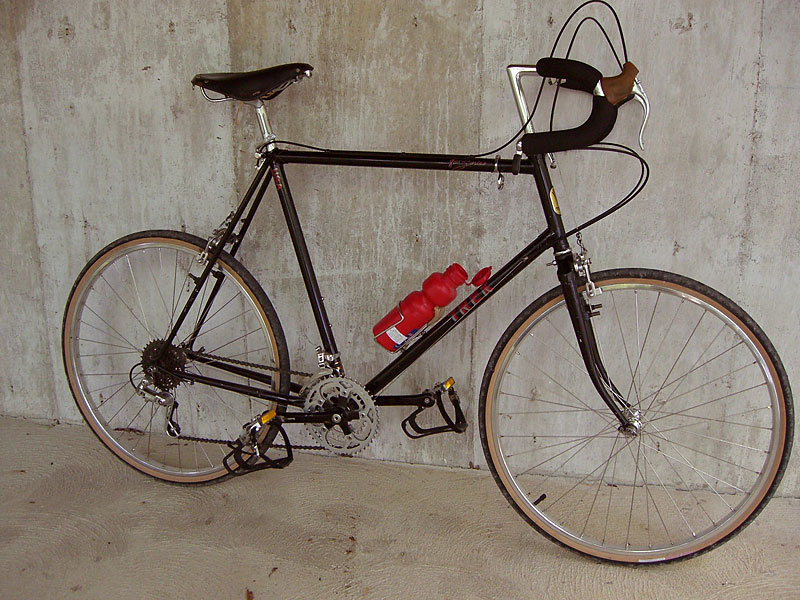 Trek 850 - 650B Conversion - side view