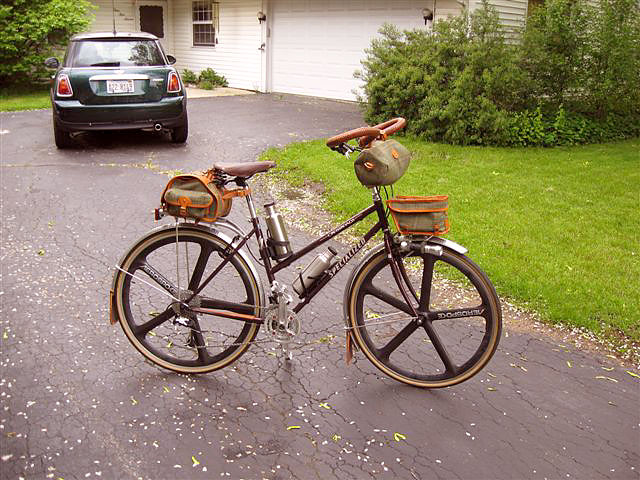 Specialized Crossroads "Bea" - side view