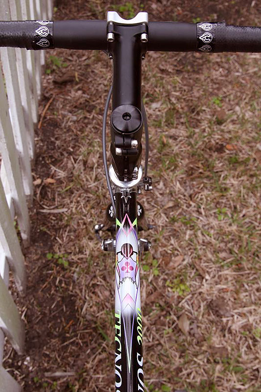 Colnago Tecnos 2000 - top tube detail