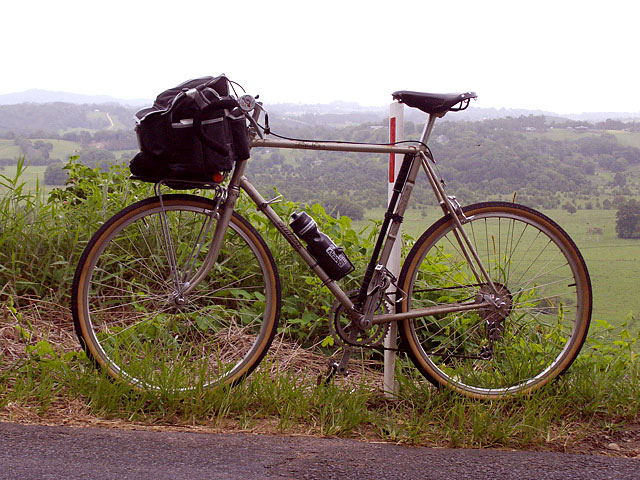 Raleigh 650B Conversion - non drive side view