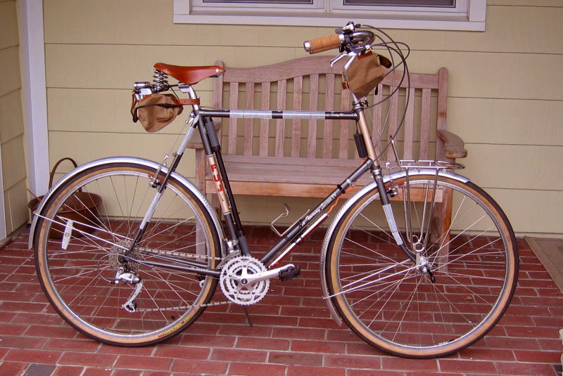 Fuji Touring Series IV - side view