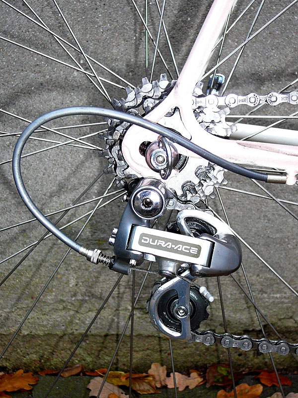 Roberts - derailleur detail