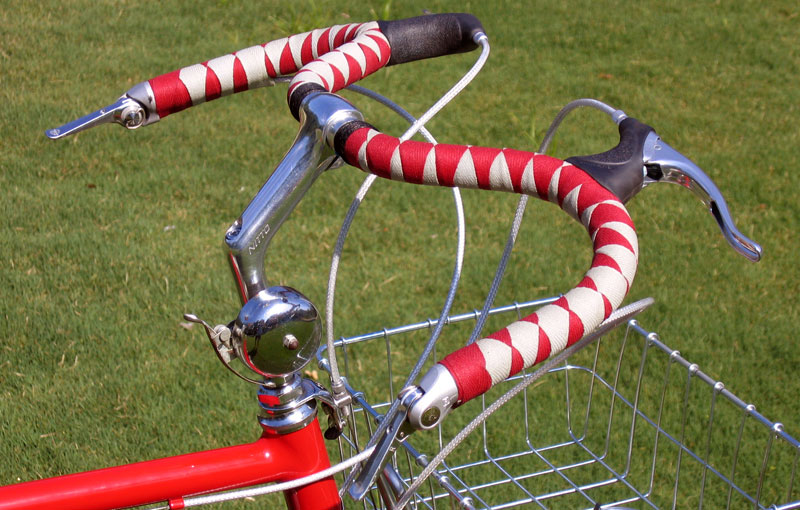 Schwinn Superior - handlebar detail