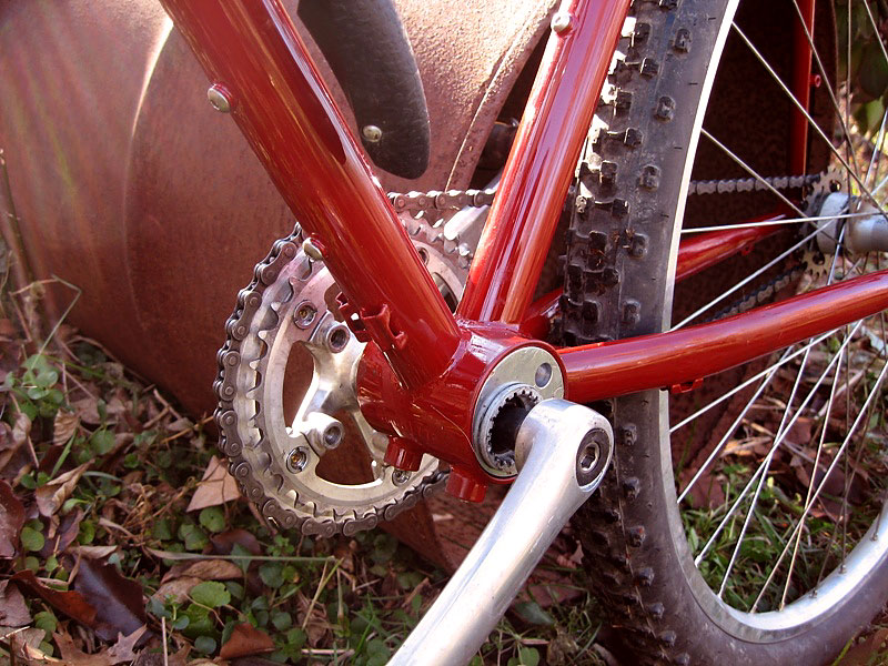 Singular Peregrine - eccentric bottom bracket detail