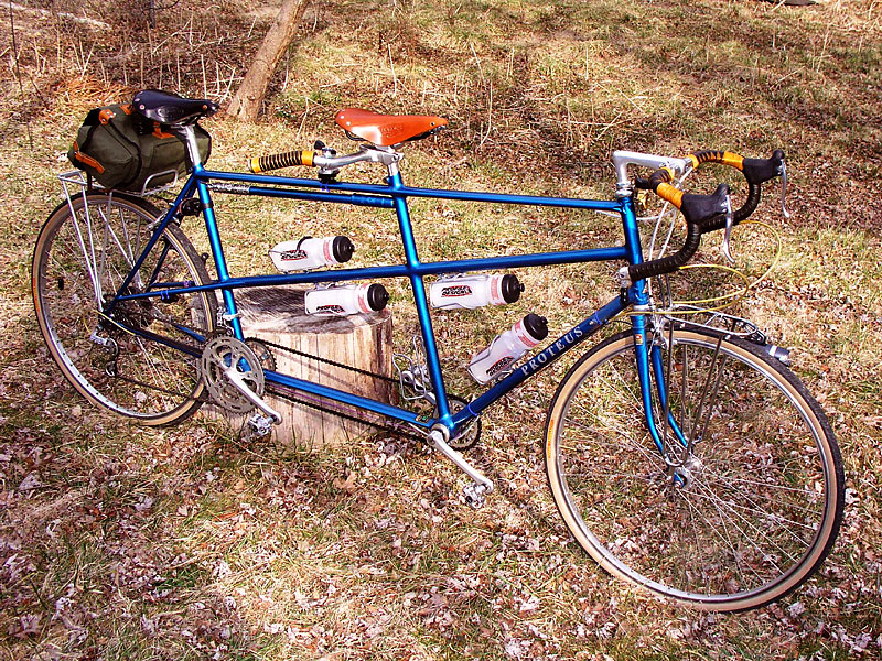 Proteus Tandem - angle view