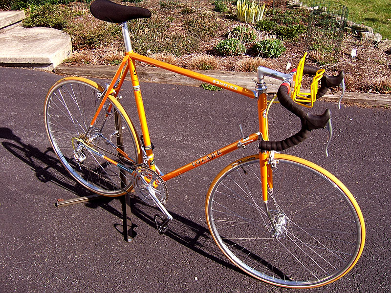 Schwinn Volare - front angle view