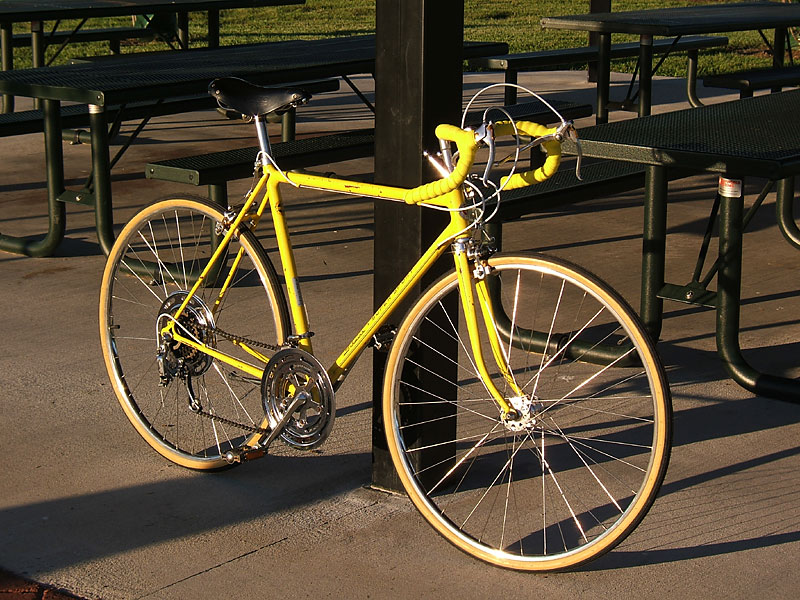 Schwinn Super Sport - front angle view