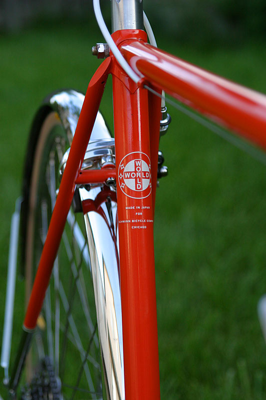 Schwinn World Voyageur - seattube detail