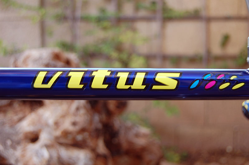 Vitus 992 - top tube detail