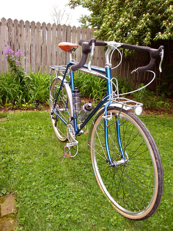 Swearingen Retro Tourer - front angle view