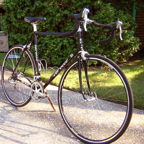 Serotta Nova SLX - front angle view