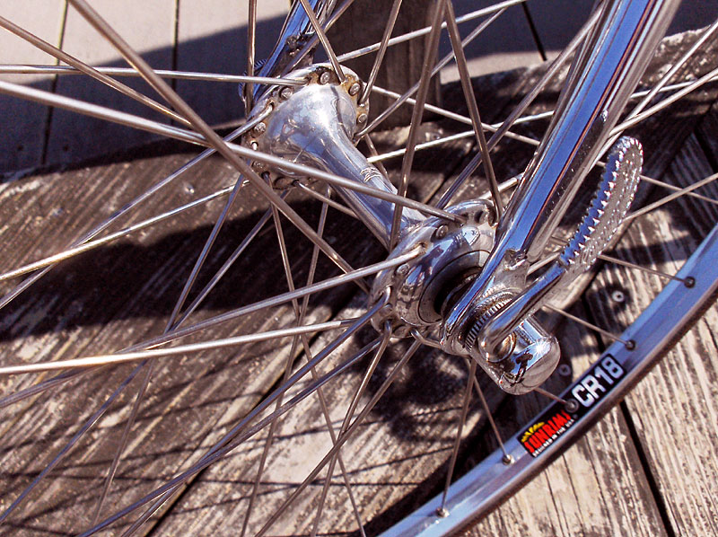 Raleigh Gran Sport 12 - hub and rim