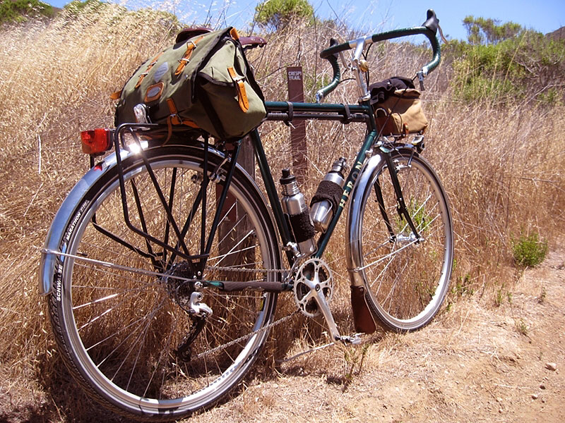 Heron Wayfarer Classic - Trailside view