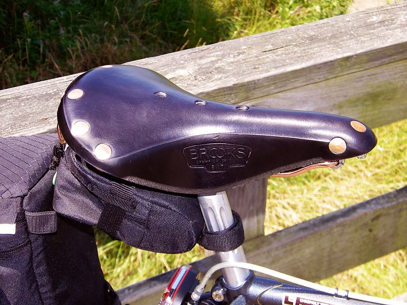 Univega Gran Turismo - Brooks Saddle