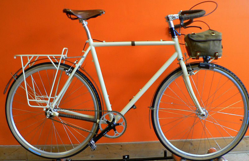 Tati Cycles - side view