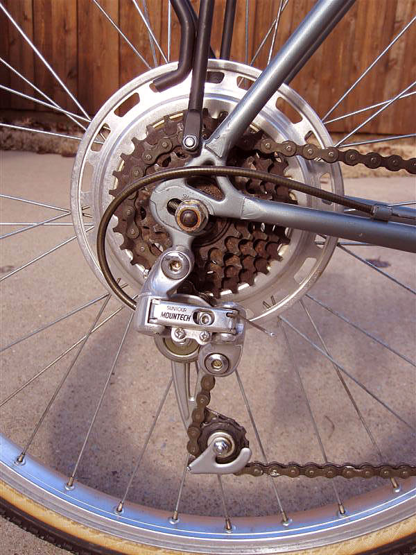 Schwinn High Sierra - derailleur detail