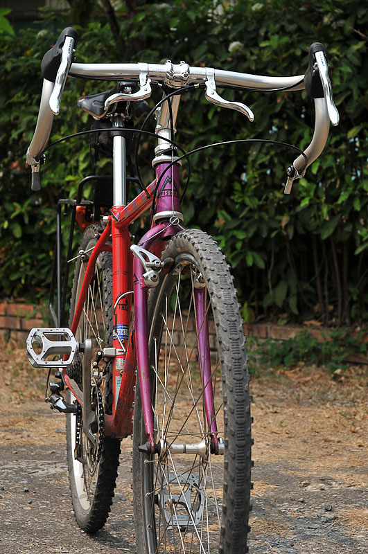 Gary Fisher Sphinx - front end view