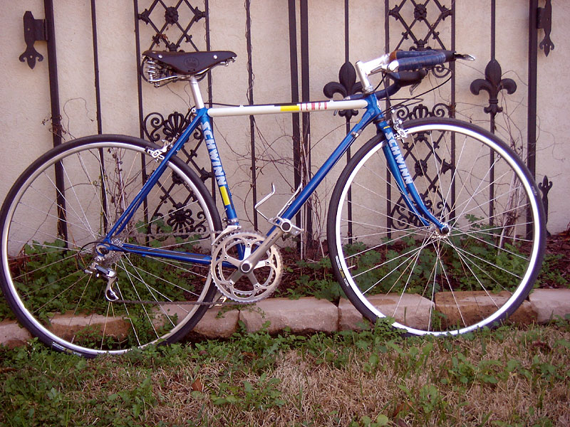 Schwinn Tempo - side view