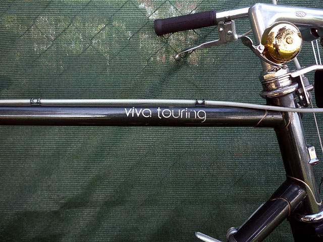 Univega Viva Touring - Top Tube Detail