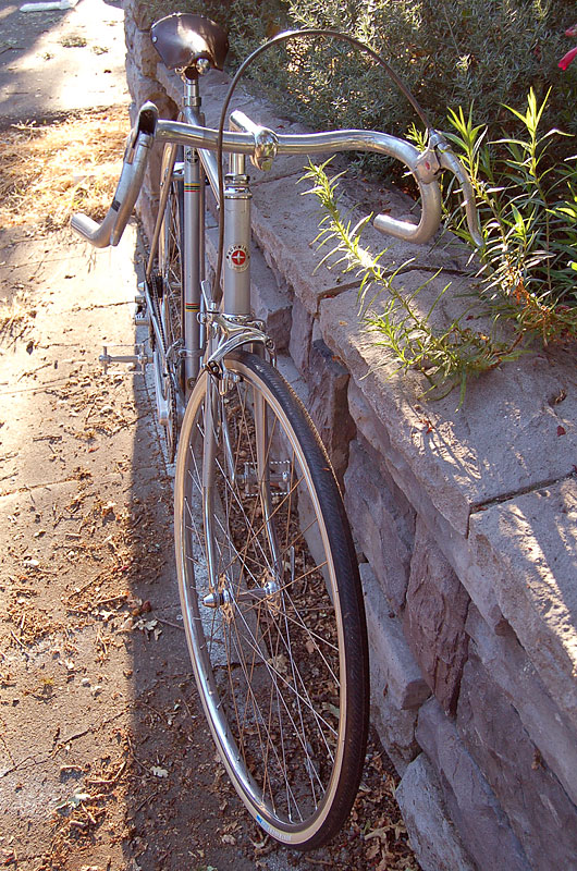 Schwinn Superior - front angled view