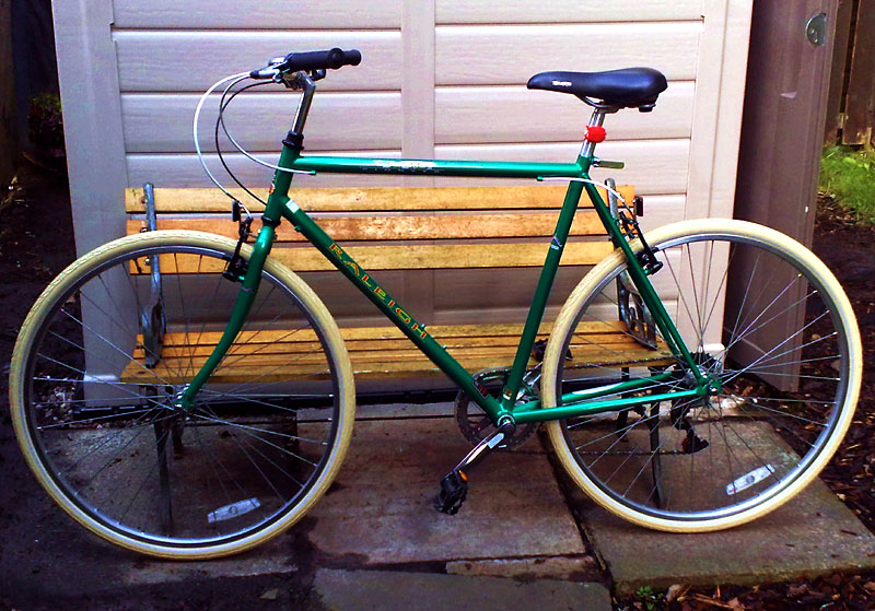 Raleigh Pioneer Trail 2000 - side view