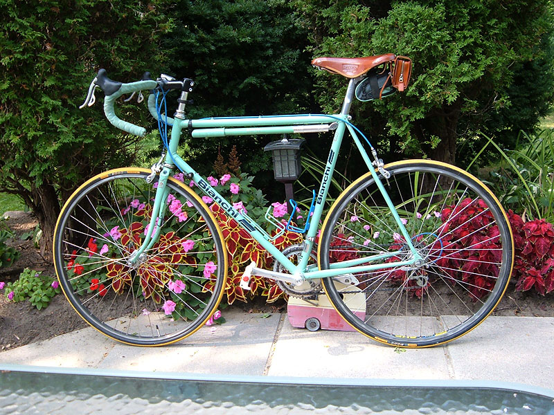 Bianchi Vittoria - non drive side view