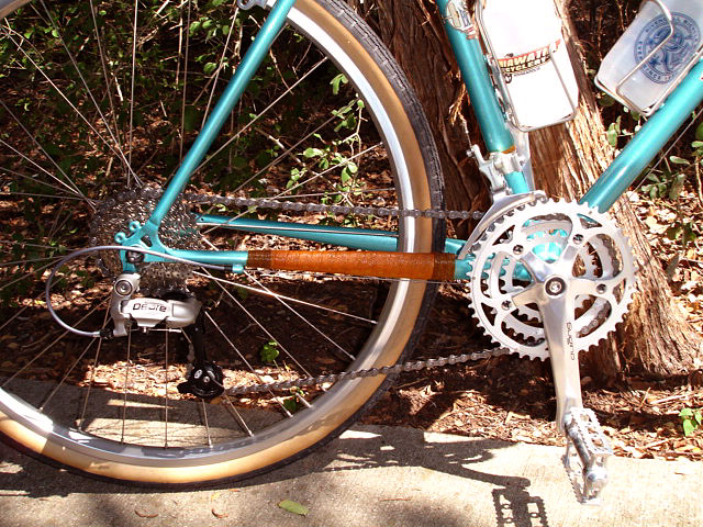 Rivendell Bleriot - drivetrain and twined chainstay
