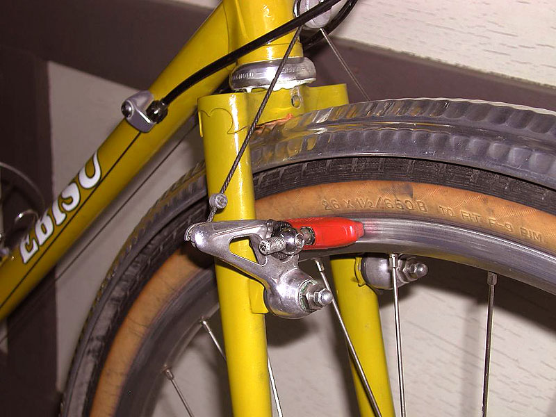 Ebisu - fork crown & brake detail