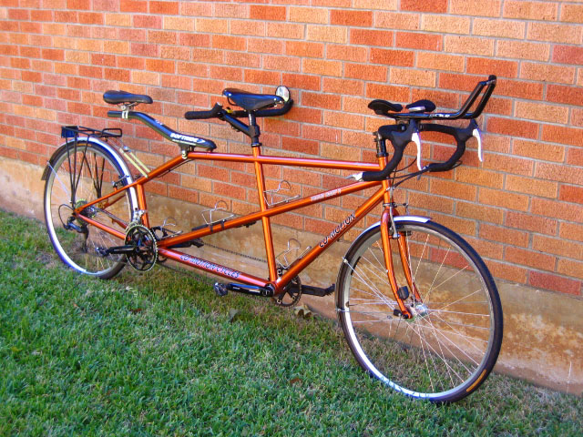 Co-Motion Tandem - front quarter view