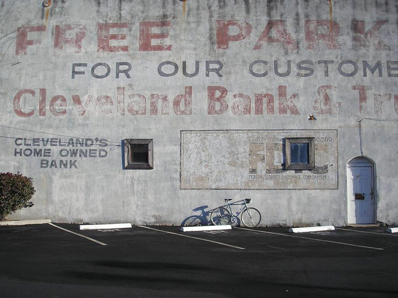 Surly Long Haul Trucker - Cleveland Bank & Tr