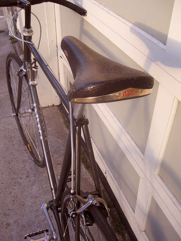 Univega Super Strada - fastback seat stay and saddle