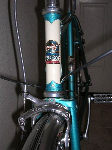 Rivendell Bleriot - headbadge & silver brakes