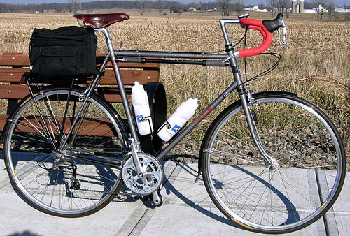 Trek 520 - side view in the fields