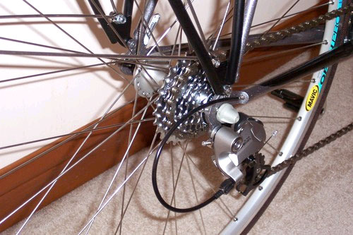 Trek 520 - rear hub detail