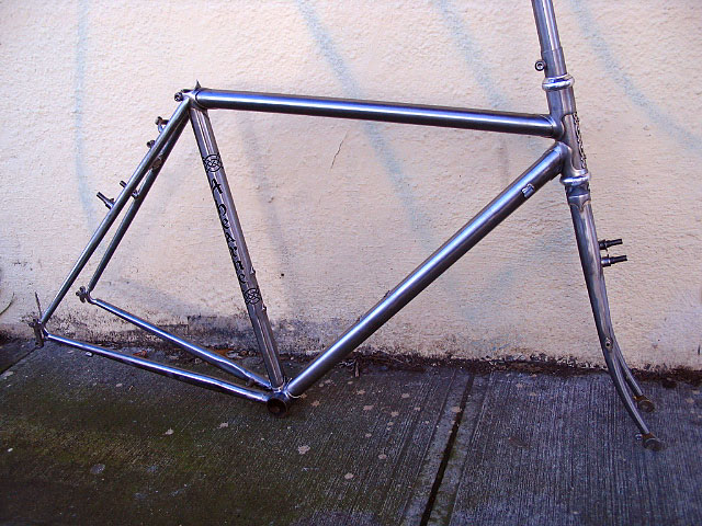 Ahearne Frameset - side view