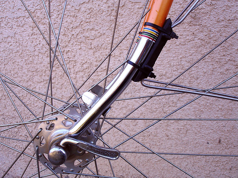 Schwinn Le TourIII - fork end detail