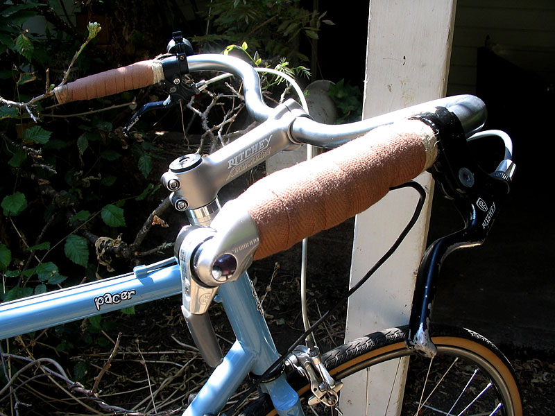 Surly Pacer - cockpit detail