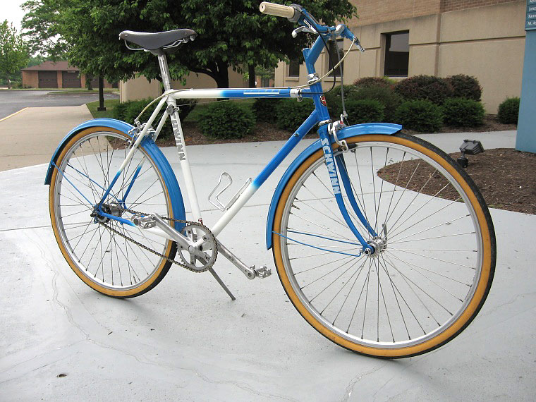 Schwinn LeTour - side view