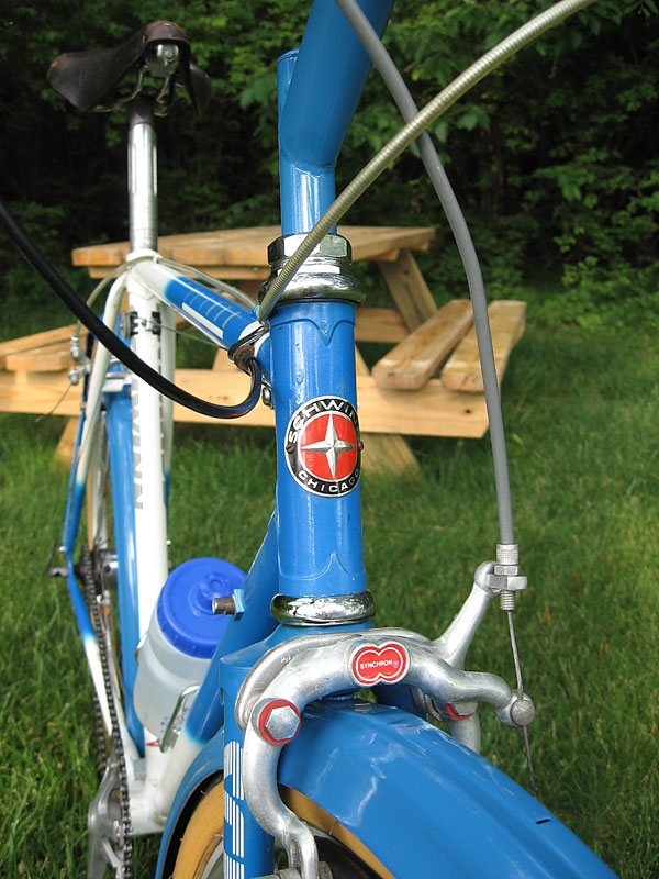 Schwinn LeTour - front end detail