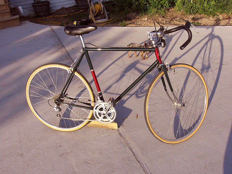 Motobecane - side view