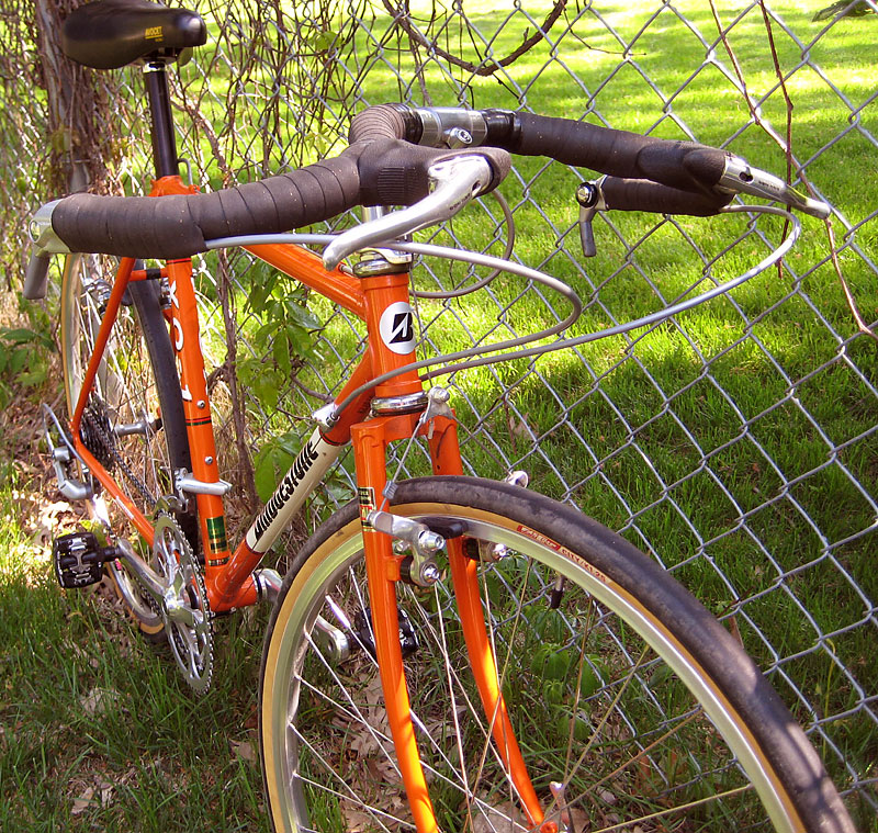 Bridgestone XO-1 - front end view