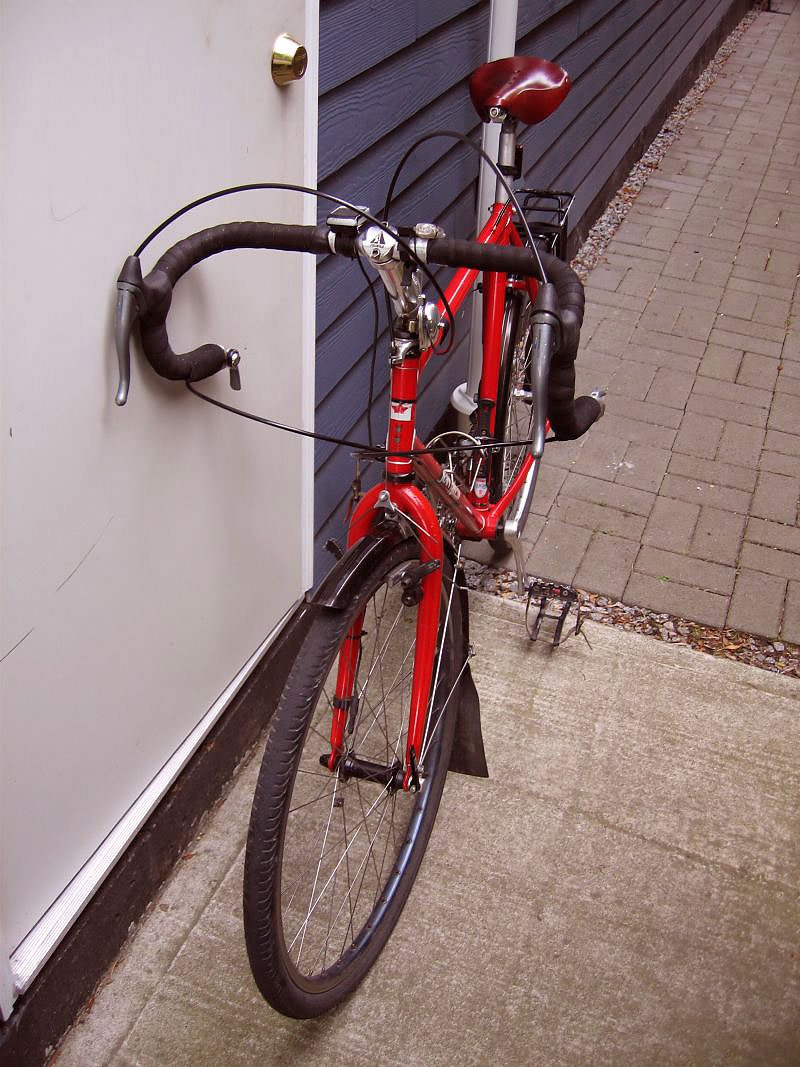 Bridgestone MB-4 - top front view