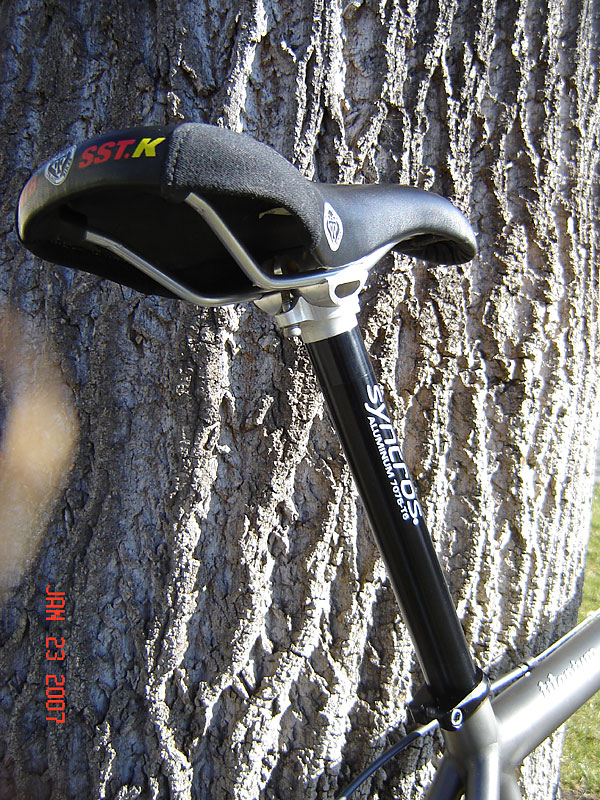 Ibis Ti Mojo - saddle and post