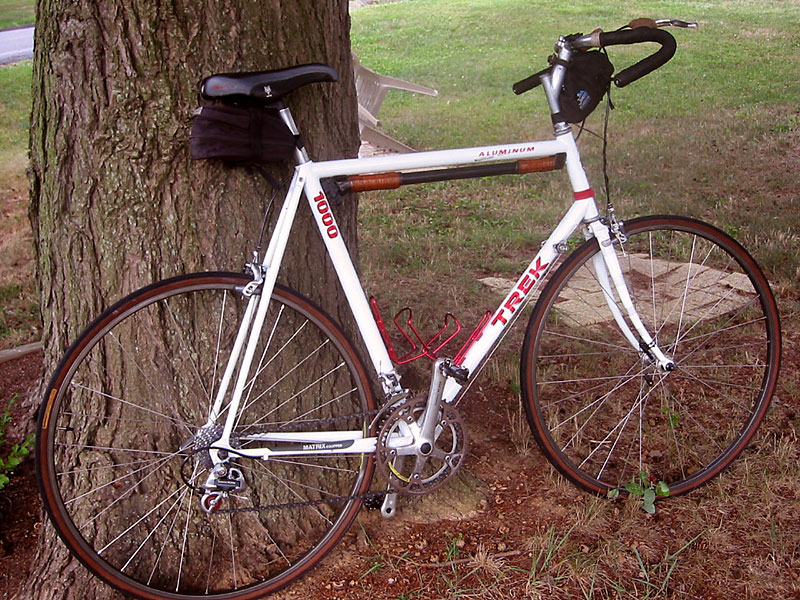 Trek 1000 - side view