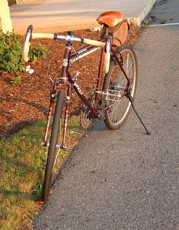 Surly Long Haul Trucker - front end view