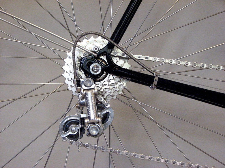 Retro Club Racer - derailleur detail