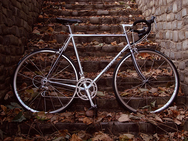 Miyata 1200 - side view