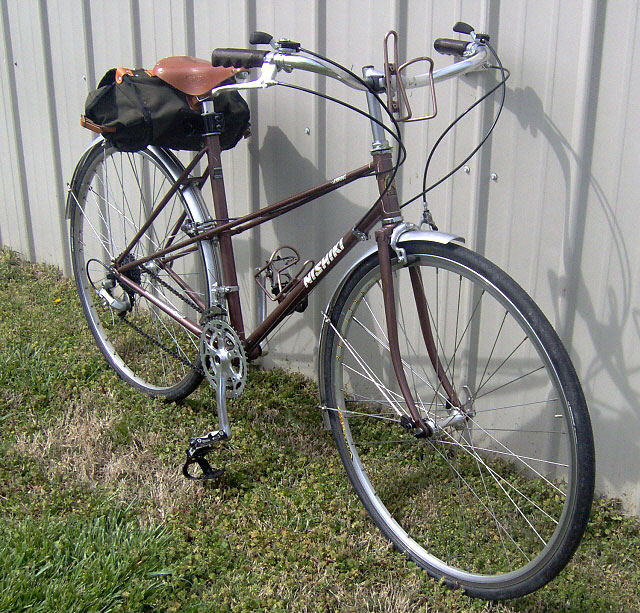 Nishiki Sebring Mixte - front quarter view